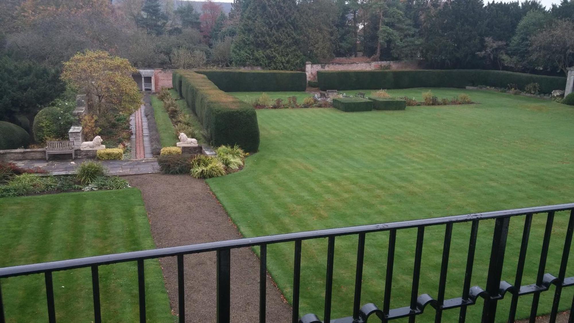 Sutton Hall Resort Thirsk Dış mekan fotoğraf