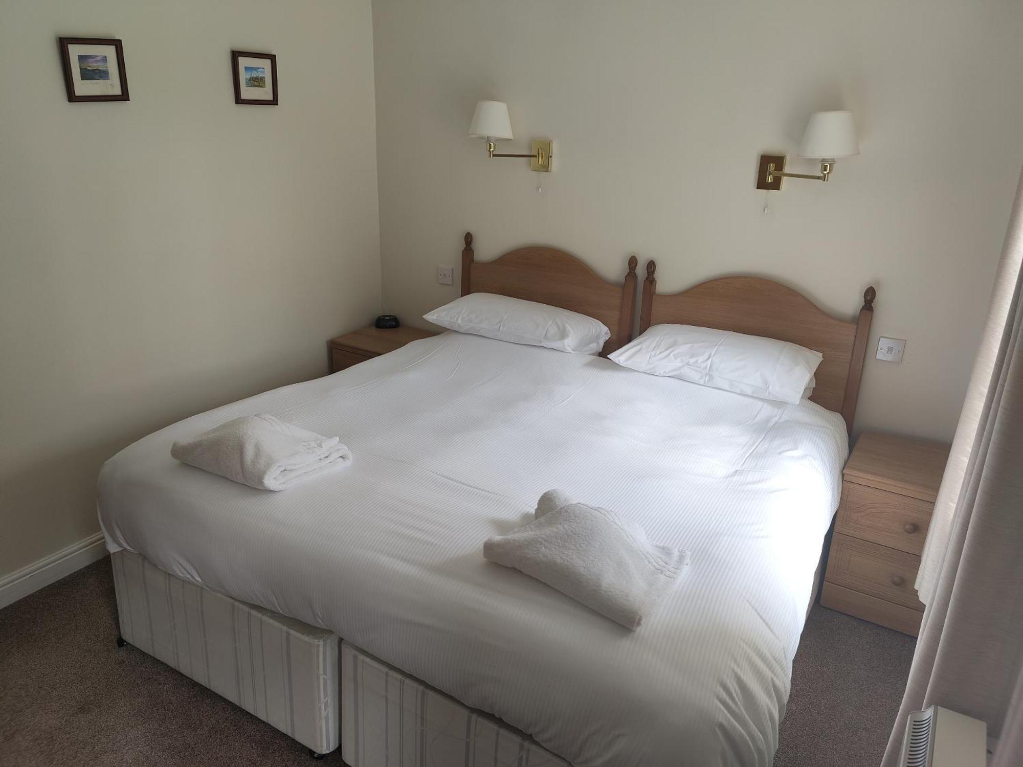 Sutton Hall Resort Thirsk Oda fotoğraf