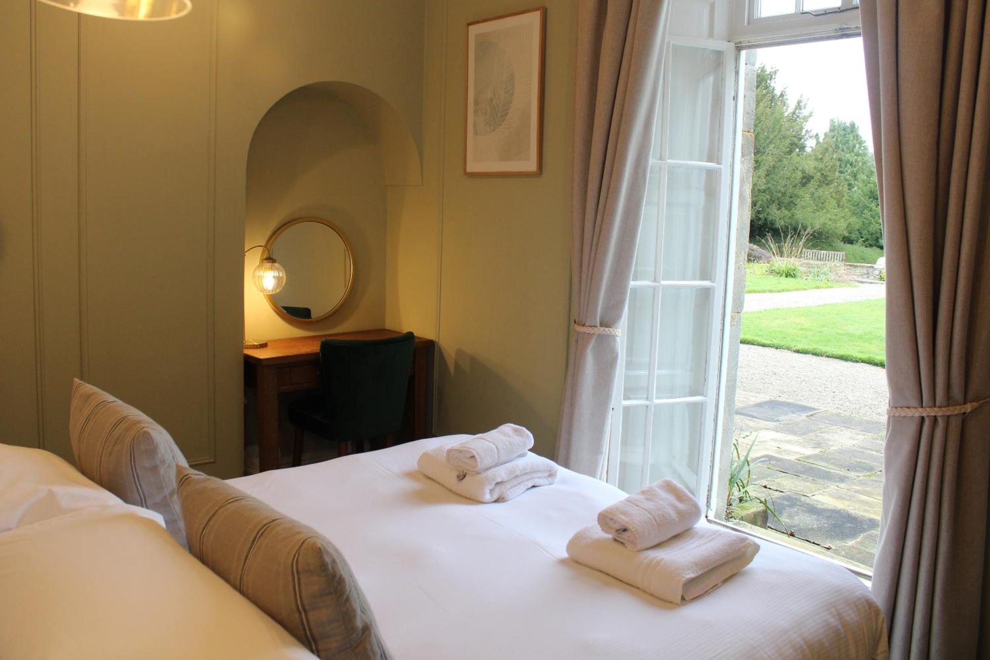 Sutton Hall Resort Thirsk Oda fotoğraf